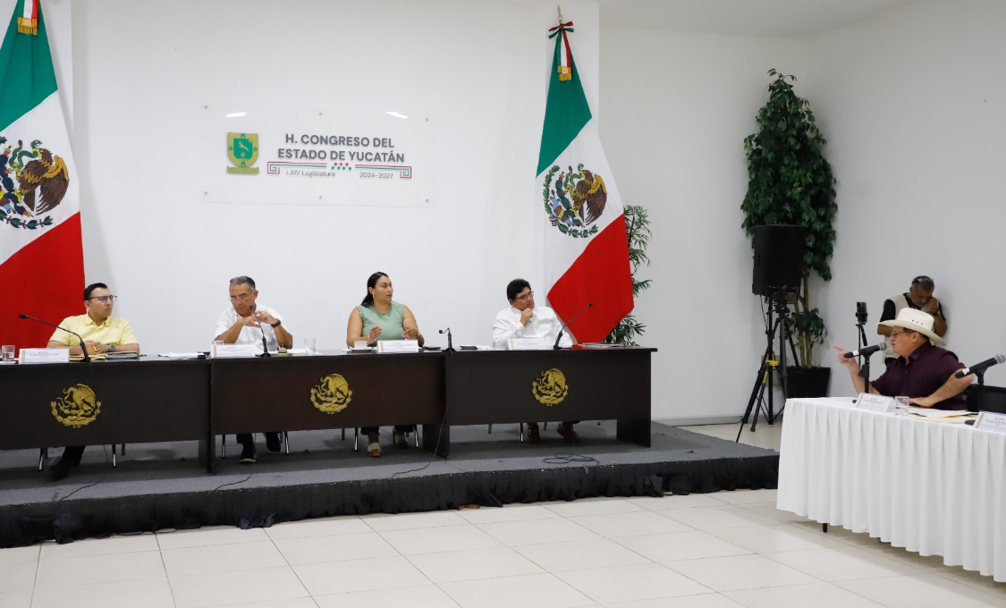 Distribuyen la iniciativa para modificar la ley de seguridad social de ...